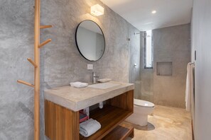 Hair dryer, towels - Contemporary Studio Retreat with Rooftop Pool and Private Beach Club (Tulum)