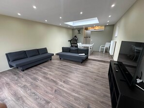 TV - Peace and quiet near Liège (Herstal)