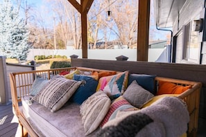 Property grounds - Boise Boho - Hot Tub - Peaceful Retreat (Boise)