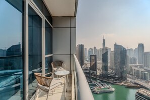 Property grounds - Restful 2BR at Dubai Marina (Dubai)