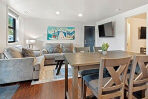 Dining - Private 1BR Lock-off Minutes to Park City & Deer Valley – Kitchen + AC (Kamas)