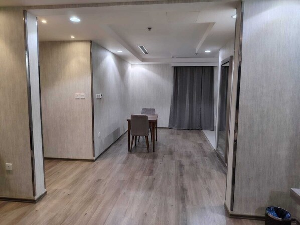 Phòng Suite dành cho gia đình | Bộ trải giường bằng vải cotton Ai Cập, bộ đồ giường cao cấp 