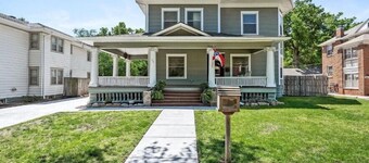 Rocking Riverside - Pool! Hot Tub!  Sauna! Pool Table! - 5 K