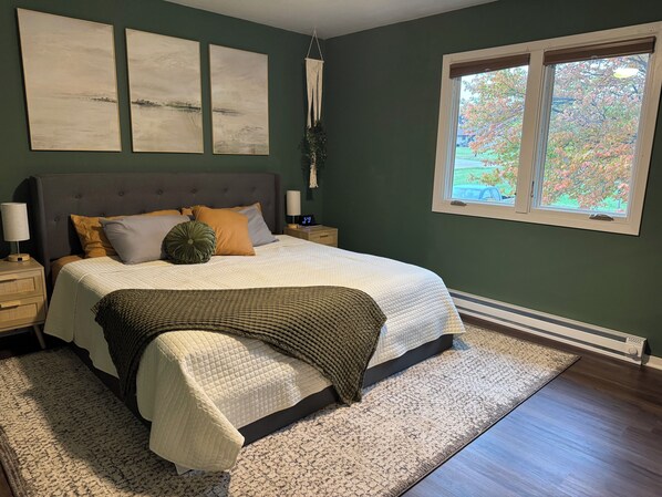 3 bedrooms, iron/ironing board, free WiFi, bed sheets