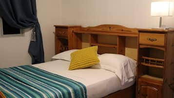 Bügeleisen/Bügelbrett, WLAN, Bettwäsche