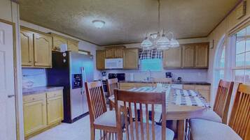 Micro-ondas, fogão, cooktop, lava-louças