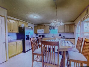 微波炉、烤箱、炉灶、洗碗机