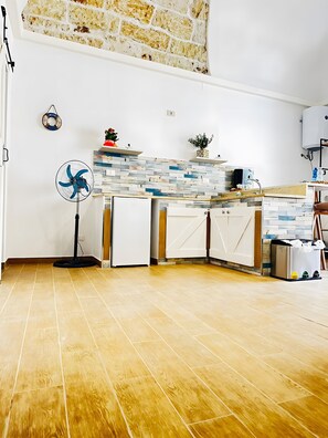 Interior - Holiday Home 'Sicilia Biadda' with Wi-Fi and Air Conditioning (Terrasini)