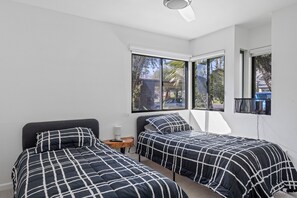 Iron/ironing board, travel cot, WiFi, bed sheets - Portola Pointe - Spacious Spanish Style Condo in Los Pueblos with Koi Filled Lag (Palm Springs)