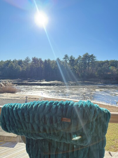 Work, Play, and Stay at this waterfront escape!