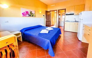 Caja de seguridad en la habitación, escritorio y wifi gratis