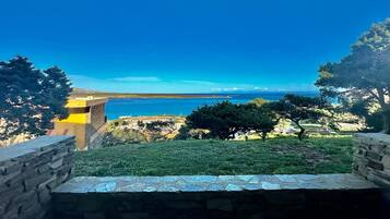 Una cassaforte in camera, una scrivania, Wi-Fi gratuito