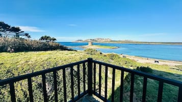 Una cassaforte in camera, una scrivania, Wi-Fi gratuito