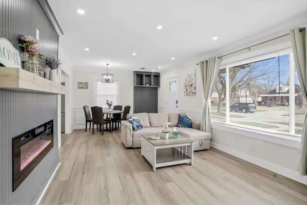 TV, fireplace, offices - Modern 3BR Retreat w Backyard BBQ (Madison Heights)