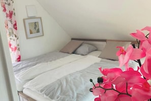 WiFi, bed sheets - Apartment Scholle -Teutoquartier (Recke Steinbeck)