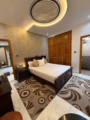 مكتب وواي فاي مجانًا