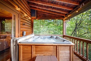 Outdoor spa tub - Lux 3BR Mountain Cabin | Hot Tub + Fire Pit (Morganton)