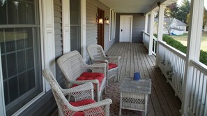 Terrace/patio - Spacious 5-bedroom cabin in pleasant Attica with AC (Attica)