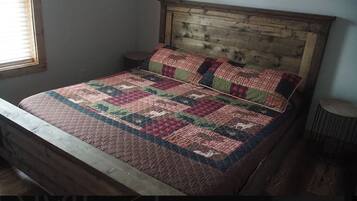 2 bedrooms, bed sheets