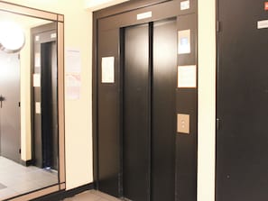 Interior - Practical studio in the heart of La Défense (Courbevoie)