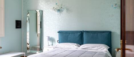 1 soverom, strykejern/-brett, wi-fi og sengetøy