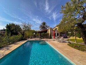 Outdoor pool - Villa " Son Reina " Idyllic vacation home with pool (Es Capdellà)