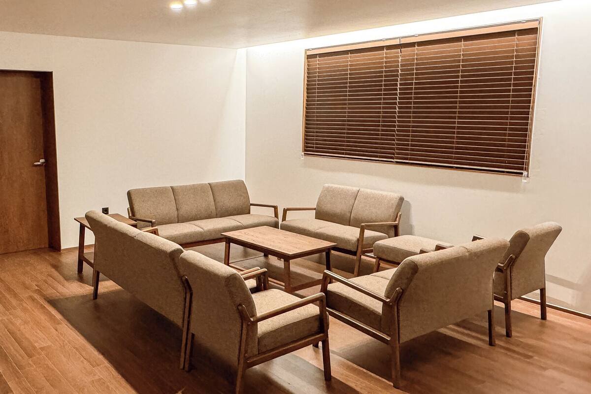 Penthouse | Free WiFi