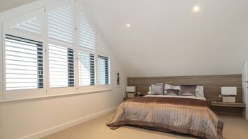 3 bedrooms, individually decorated, individually furnished, free WiFi