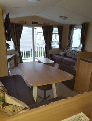 Living area - 3 bedroom , dog friendly (Rhyl)