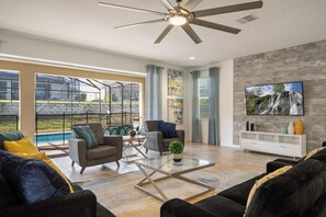 Table football, stereo, offices - Huge 9BR/Solara Resort/Themed Rooms/Games/Disney! (Kissimmee)