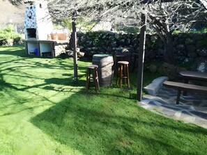Outdoor dining - Finca San Pablo with Views of Mount Teide (Icod de los Vinos)