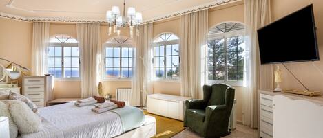 Fer et planche Ă repasser, Wi-Fi, draps fournis