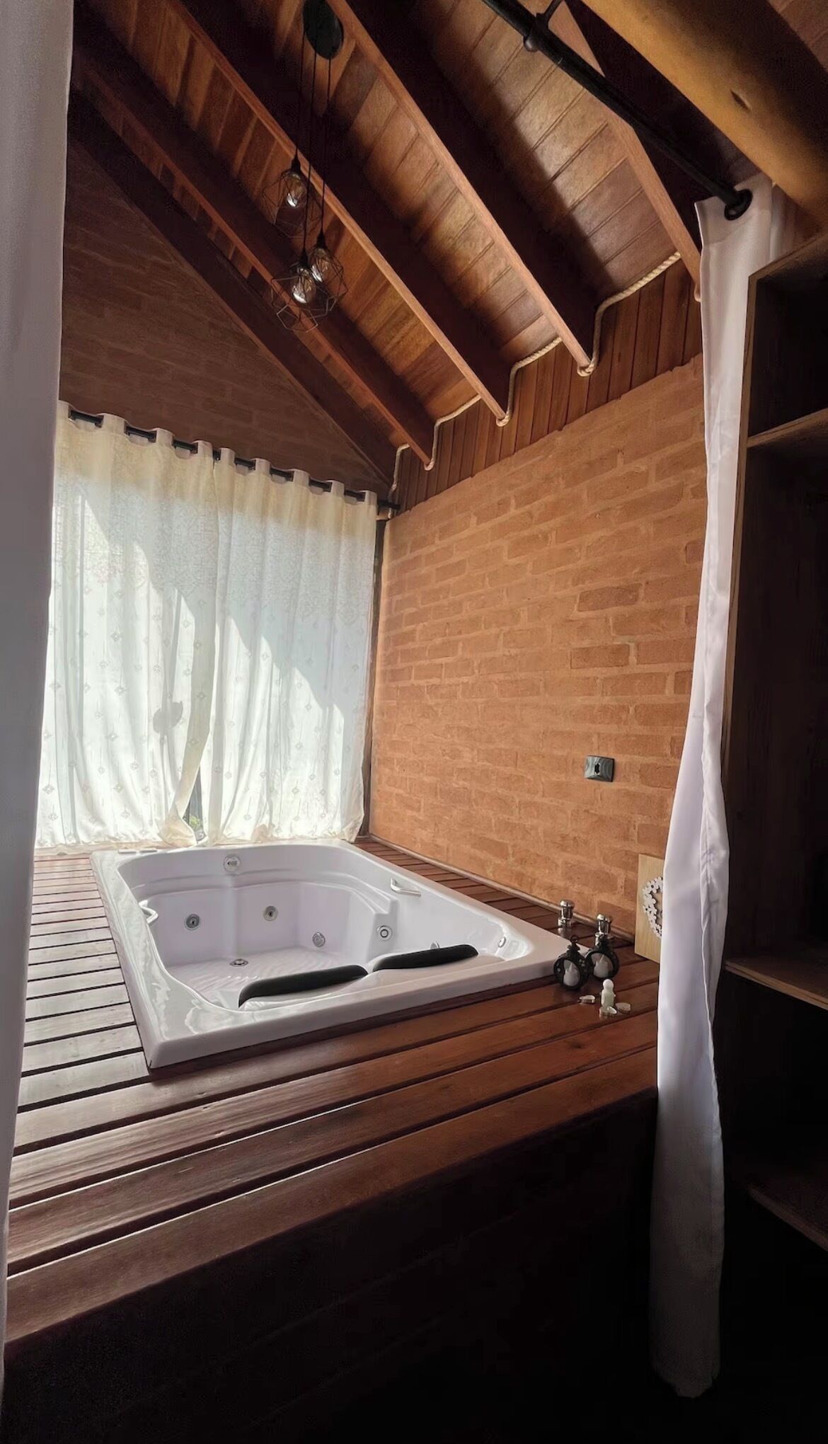 Bồn tắm spa riêng