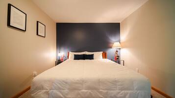 3 bedrooms, WiFi (free), bed sheets