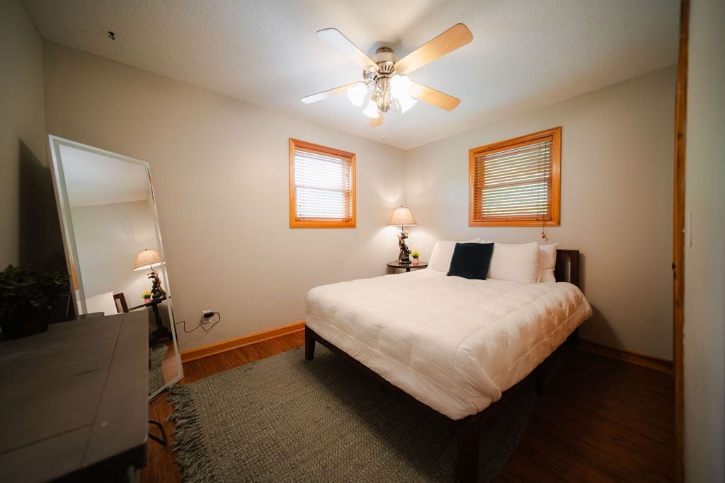 3 bedrooms, free WiFi, bed sheets