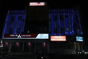 Front of property - evening/night