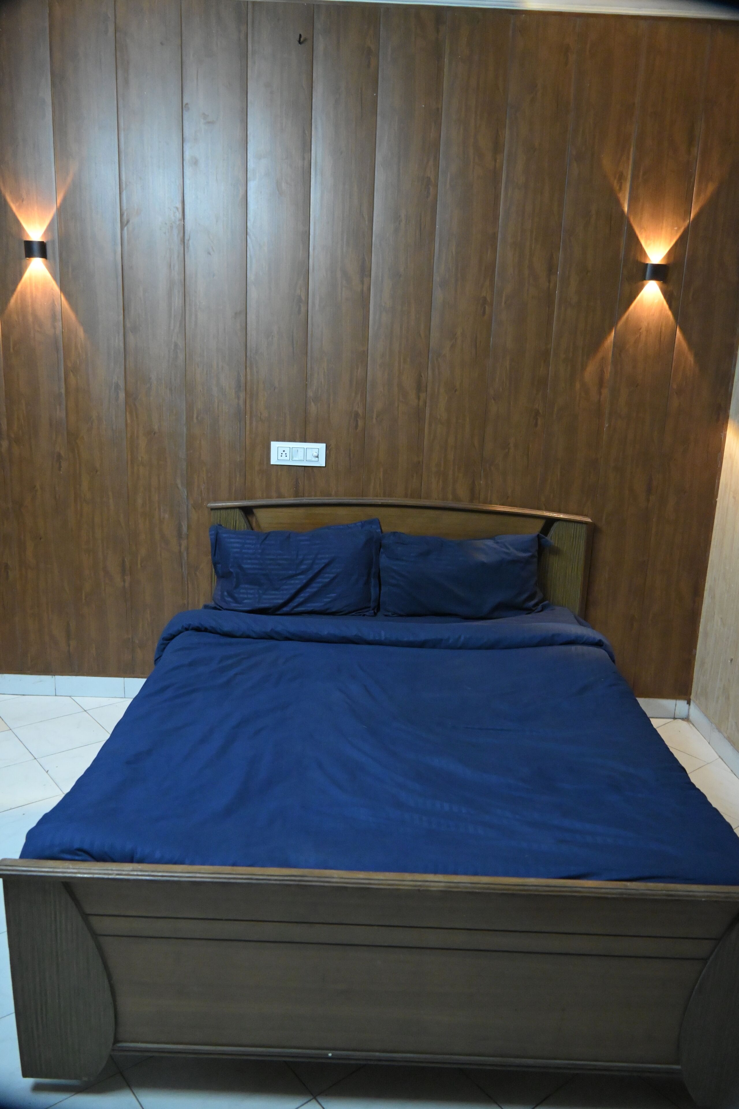 Tabla de planchar con plancha y wifi gratis 