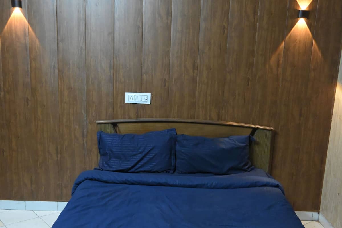 Tabla de planchar con plancha y wifi gratis