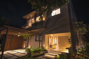Exterior - Brand New Beach House designed for your comfort in a private & safe condomínio. (Barra Grande)