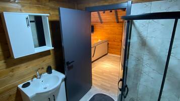 家庭平房, 山谷景观 | 浴室 | 淋浴设施、免费洗浴用品、毛巾、肥皂