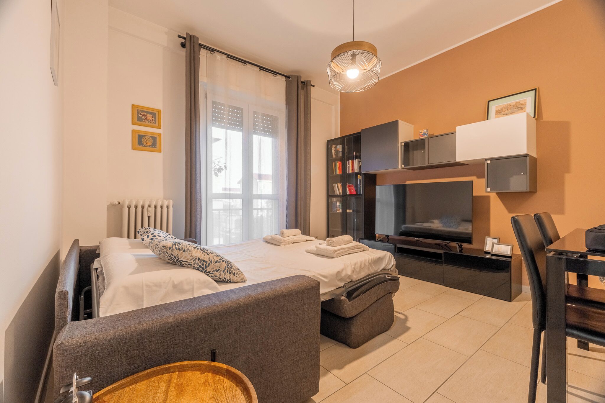 Wi-Fi de cortesia, roupa de cama