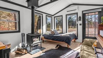 1 chambre, bureau, accès au Wi-Fi (inclus), literie fournie