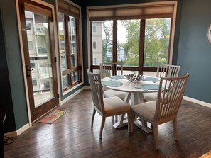 Dining - Spacious 3BR/2BA Bridges Bay corner Condo w/Waterpark Passes & Great Amenities! (Arnolds Park)