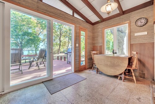 Classic West Lake Cabin with a Beautiful View