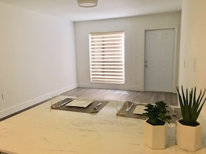 Interior - Awesome unit in Miami for your next getaway. Walking distance from Cocowalk! (Miami)