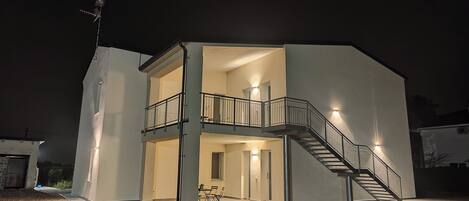 숙박 시설 정면