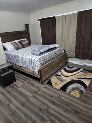 Strykejern/-brett, wi-fi og sengetøy