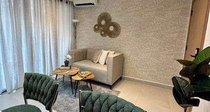 Modern 1 Bedroom Near Ave. Churchill
