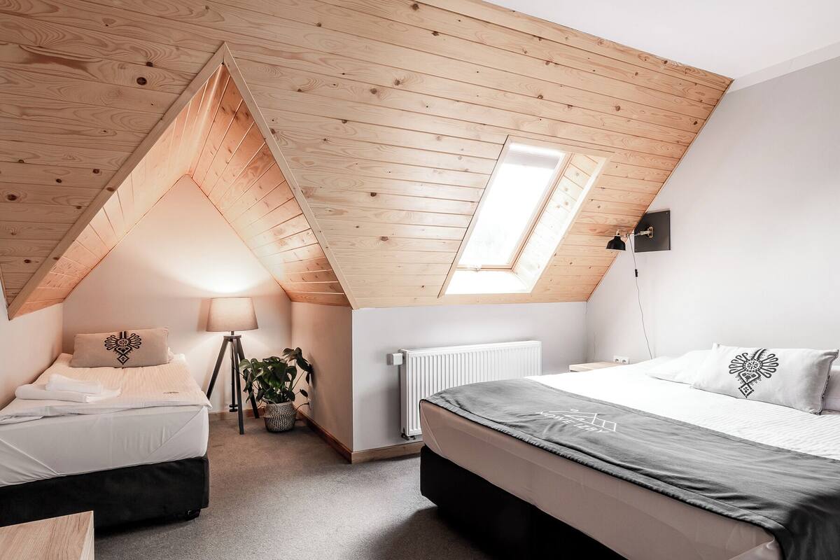 Deluxe-Dreibettzimmer