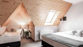 Kamar Triple Deluks | Setrika/meja setrika dan Wi-Fi gratis